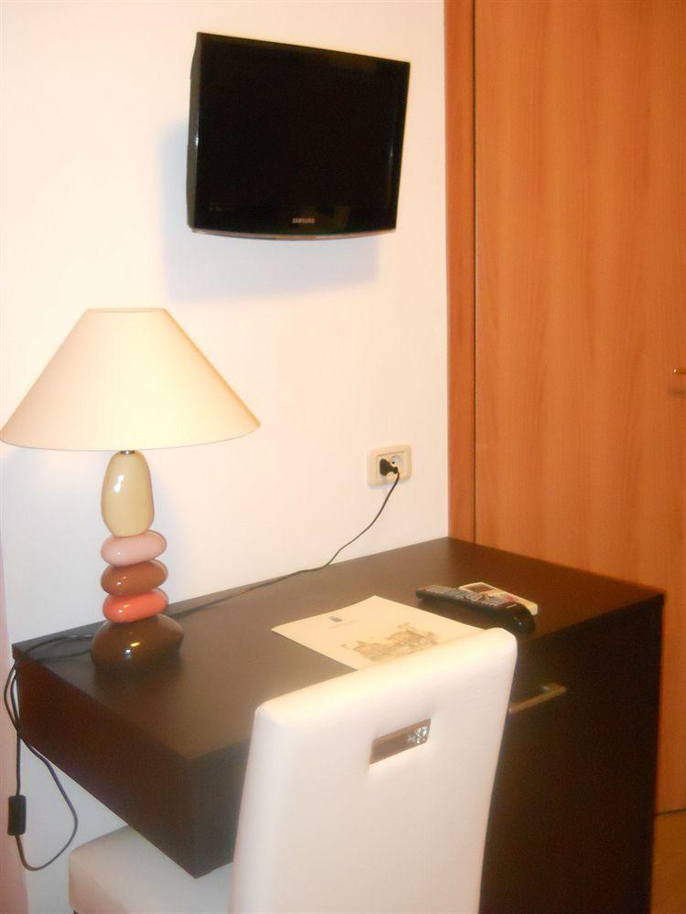 Gemini Camere E Suites Гросето Екстериор снимка